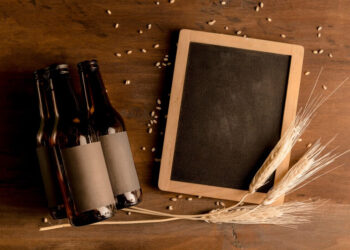 The Guide to Amber Ale for Beginners: Features, Serving and Pairings